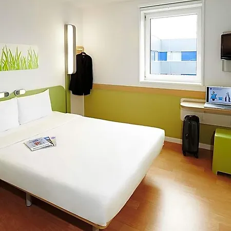 Hotel Ibis Budget Givet