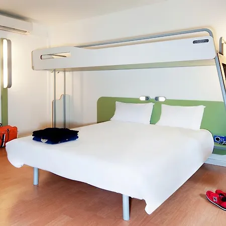 호텔 Ibis Budget 2*