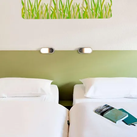 Ibis Budget Hotel 2*